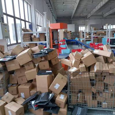 上海倉儲(chǔ)外包服務(wù) 現(xiàn)代物流倉儲(chǔ)解決方案助力企業(yè)高效運(yùn)營